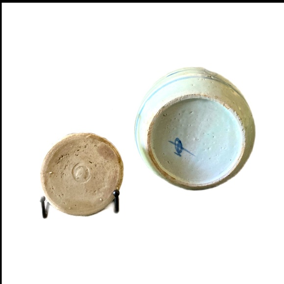 Swatow Ginger Jar - Picture 2 of 2